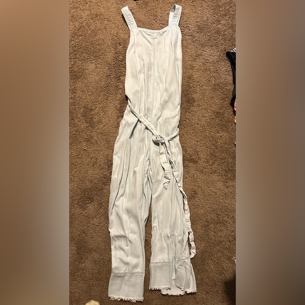 Cute denim like jumpsuit with tie